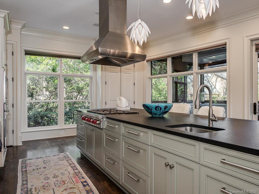 2015 Queens Road West Charlotte, NC 28207 - Photo 1 of 31 Gallery Image 1