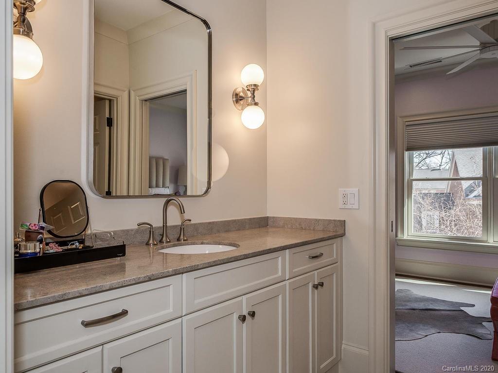 2015 Queens Road West Charlotte, NC 28207 - Photo 17 of 31 Gallery Image 17