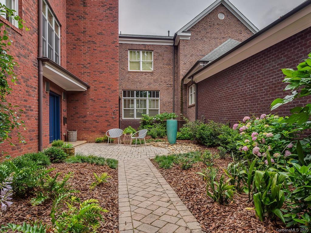 2015 Queens Road West Charlotte, NC 28207 - Photo 27 of 31 Gallery Image 27
