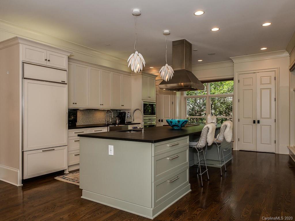 2015 Queens Road West Charlotte, NC 28207 - Photo 4 of 31 Gallery Image 4