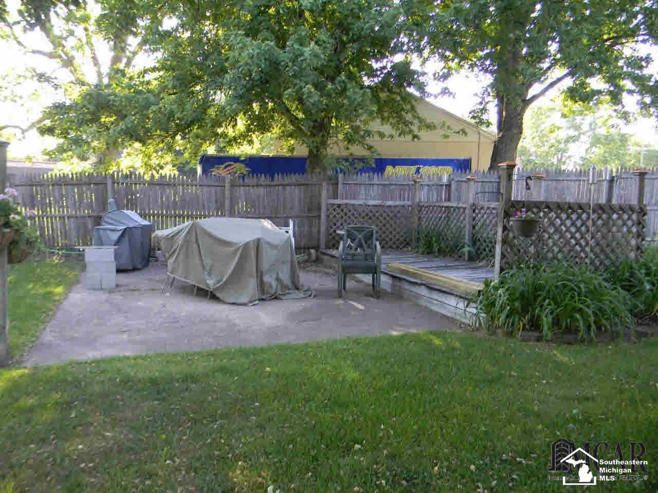 6635 Summerfield Road Temperance, MI 48182 - Photo 14 of 15 Patio and deck