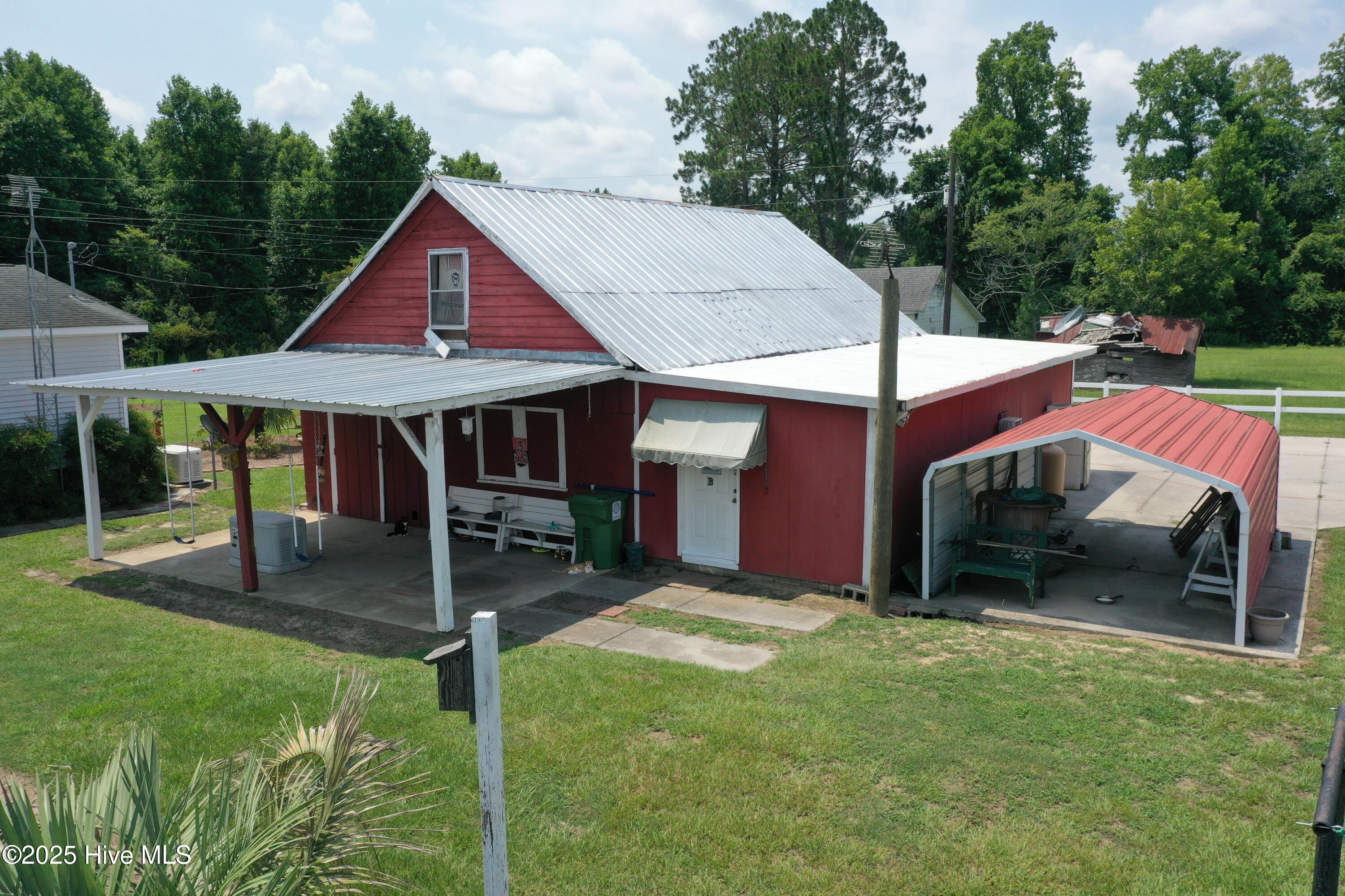 1212 South Creek Road Orrum, NC 28369 - Photo 14 of 58 20