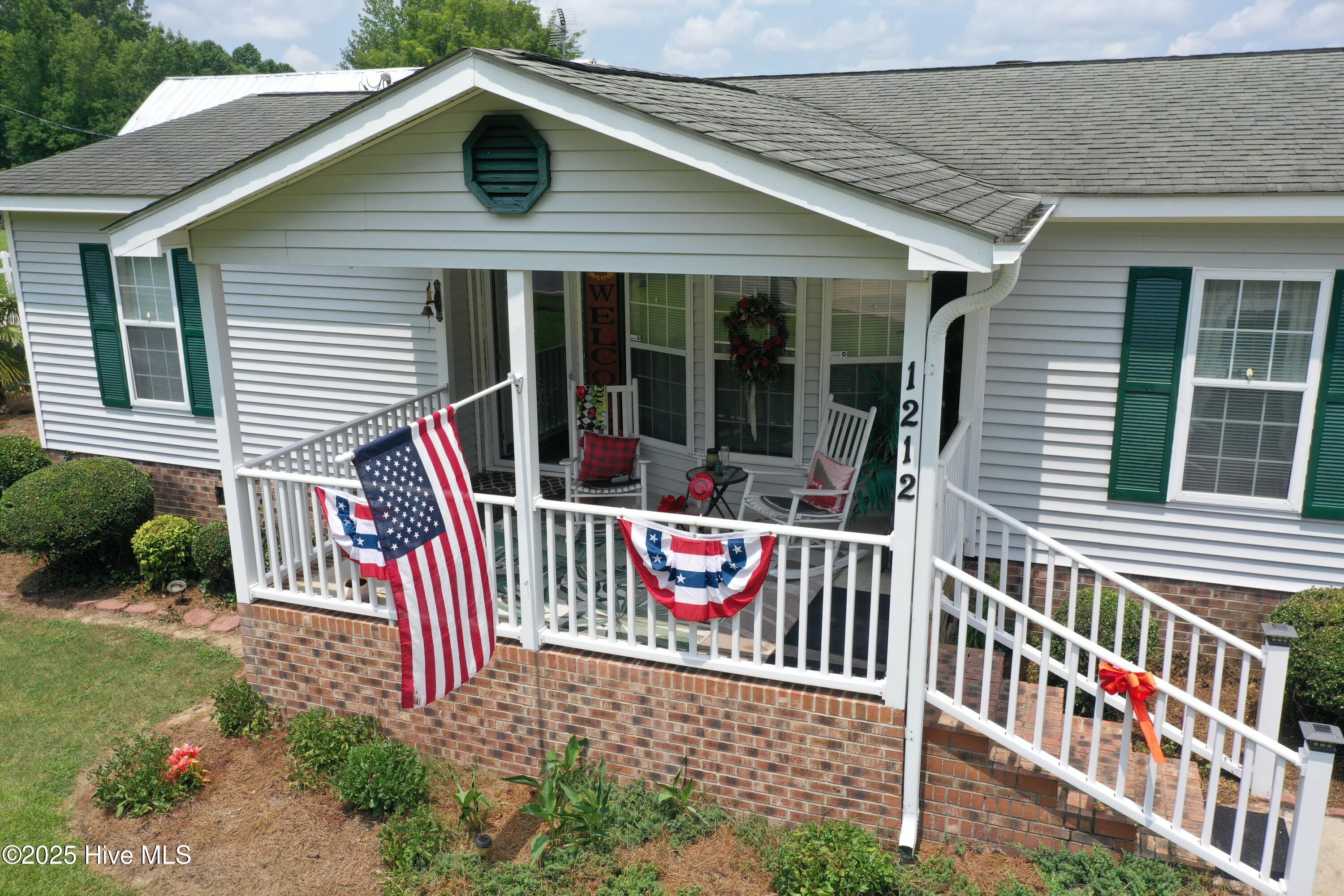 1212 South Creek Road Orrum, NC 28369 - Photo 6 of 58 2-4