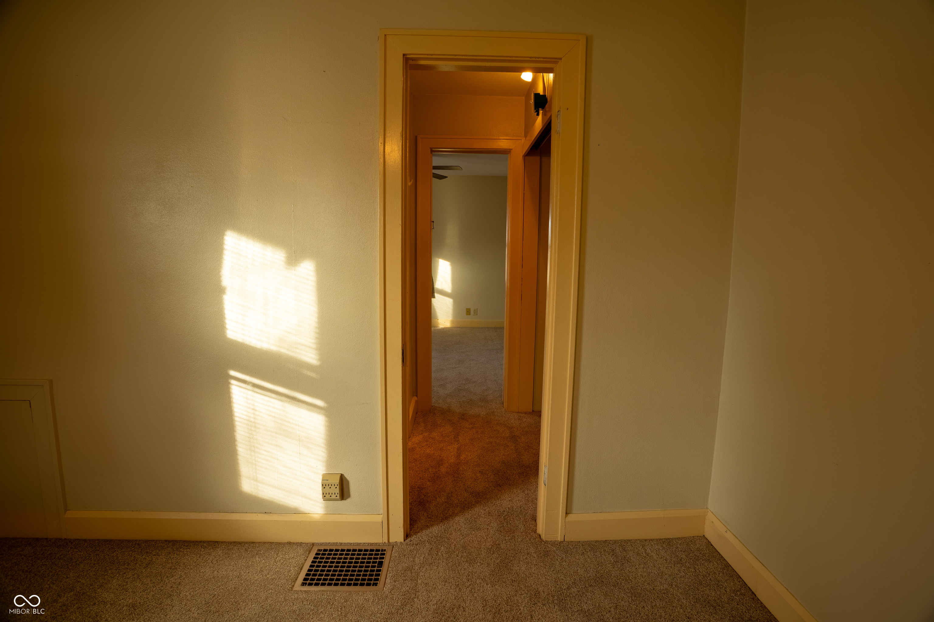 2405 East 38th Street Anderson, IN 46013 - Photo 33 of 41