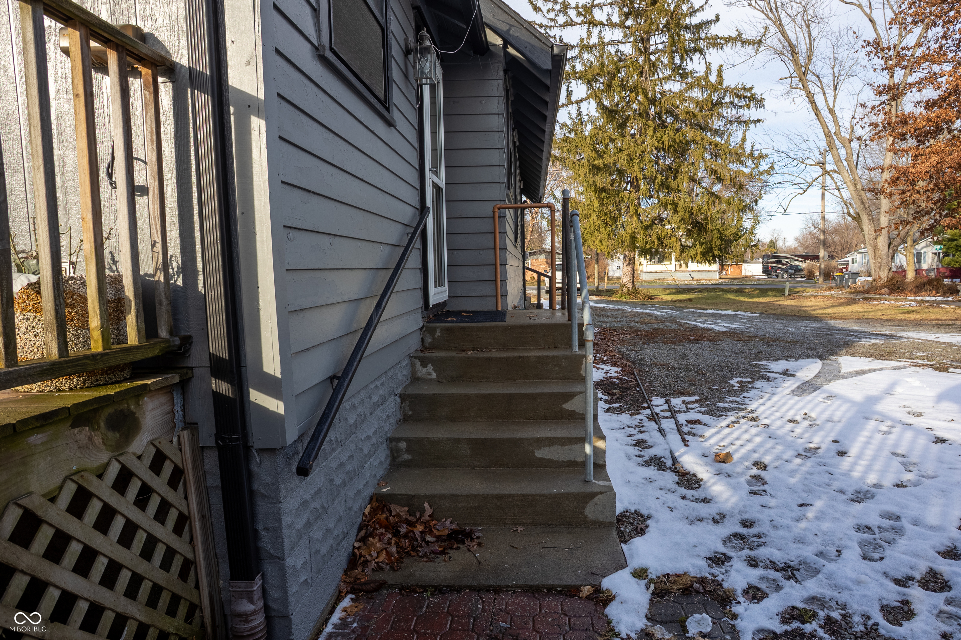 2405 East 38th Street Anderson, IN 46013 - Photo 8 of 41