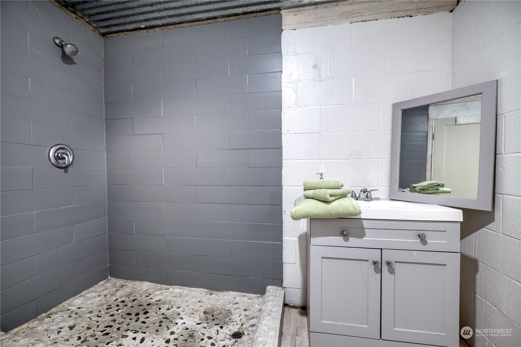 395 West Bluff Road Point Roberts, WA 98281 - Photo 18 of 38