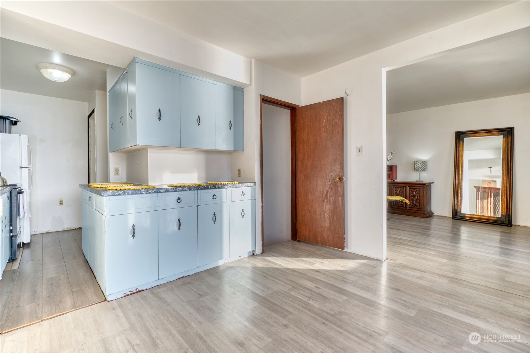 395 West Bluff Road Point Roberts, WA 98281 - Photo 19 of 38