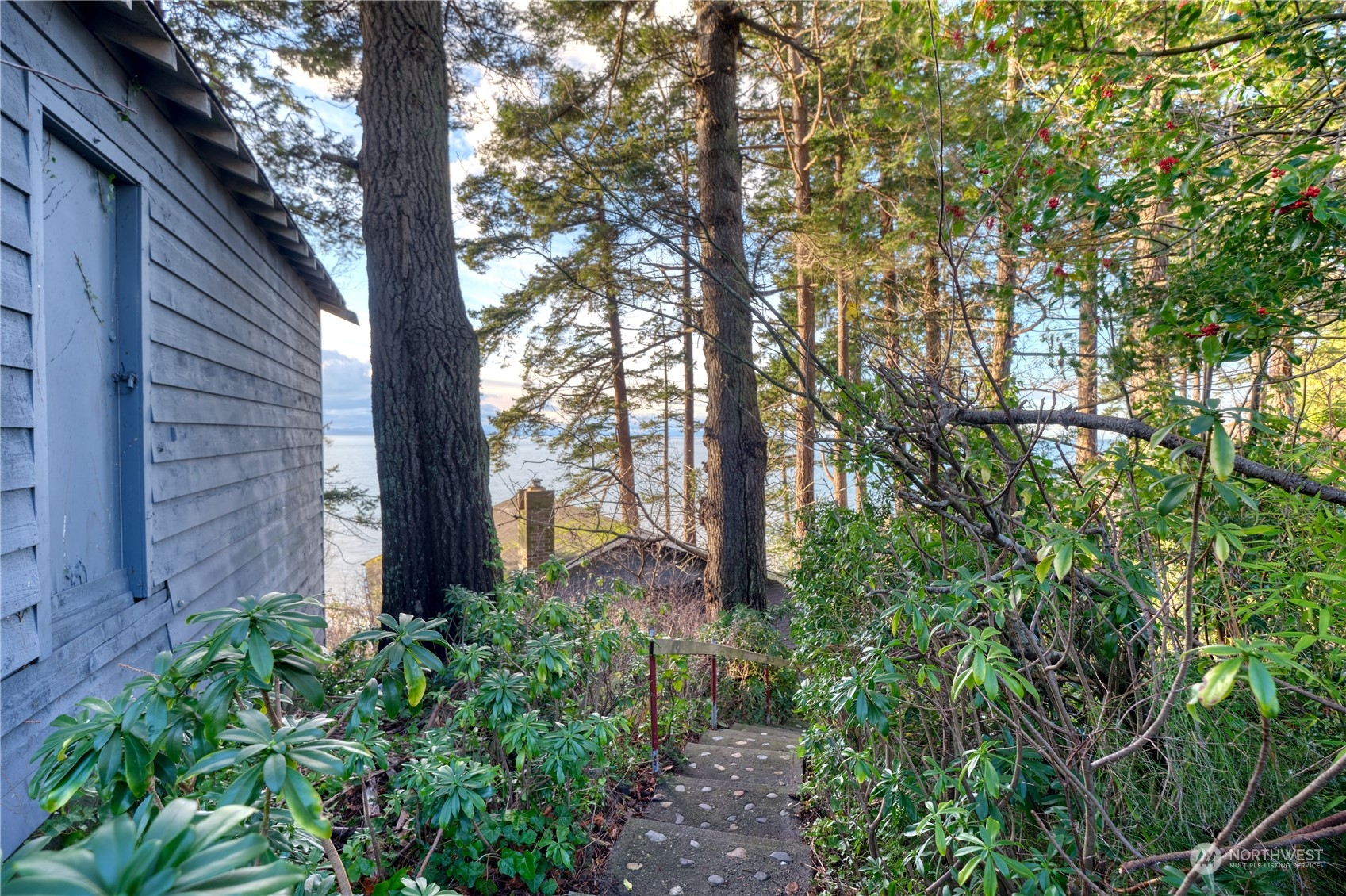 395 West Bluff Road Point Roberts, WA 98281 - Photo 33 of 38