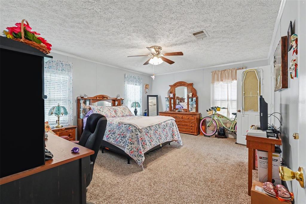 8043 Tower Street Brooksville, FL 34613 - Photo 13 of 30