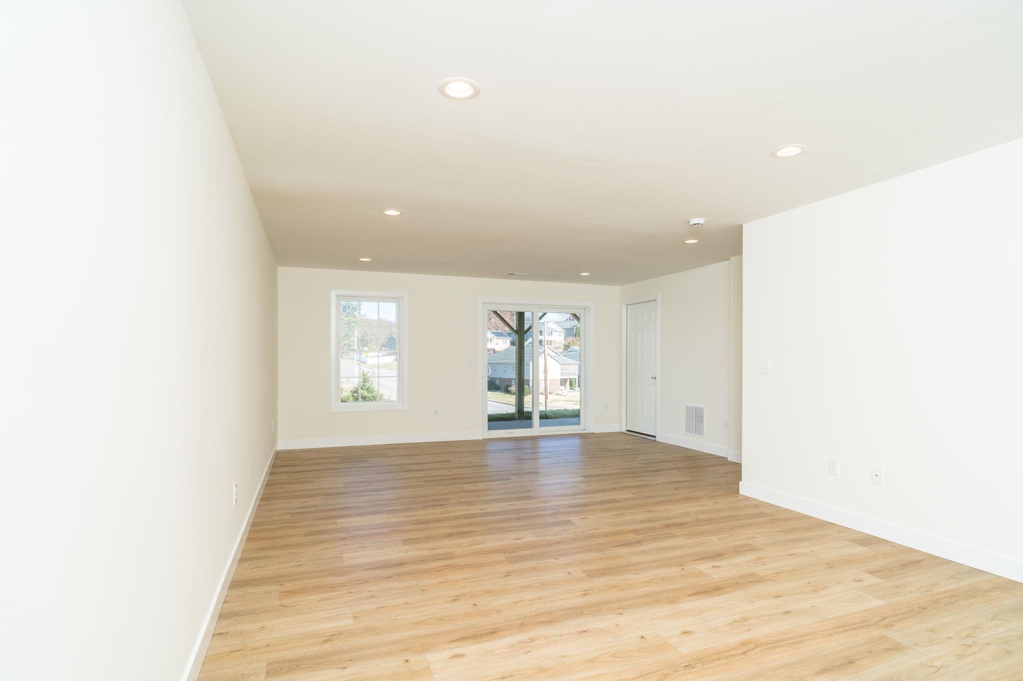 2744 Dorval Road Harrisonburg, VA 22801 - Photo 9 of 25 Gallery Image 9
