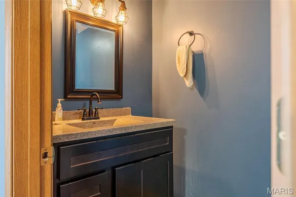 $169,900 | 2298 Hwy A, Washington, MO 63090