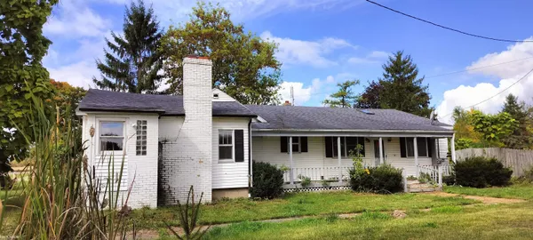 $160,000 | 6098 Burtch Road, Jeddo, MI 48032