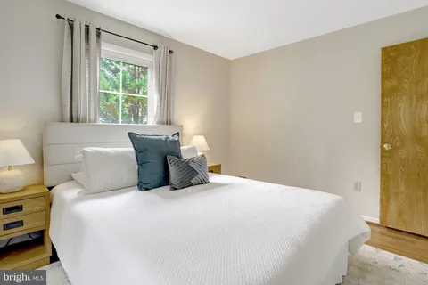 $749,900 | 2106 Basset Street, Alexandria, VA 22308