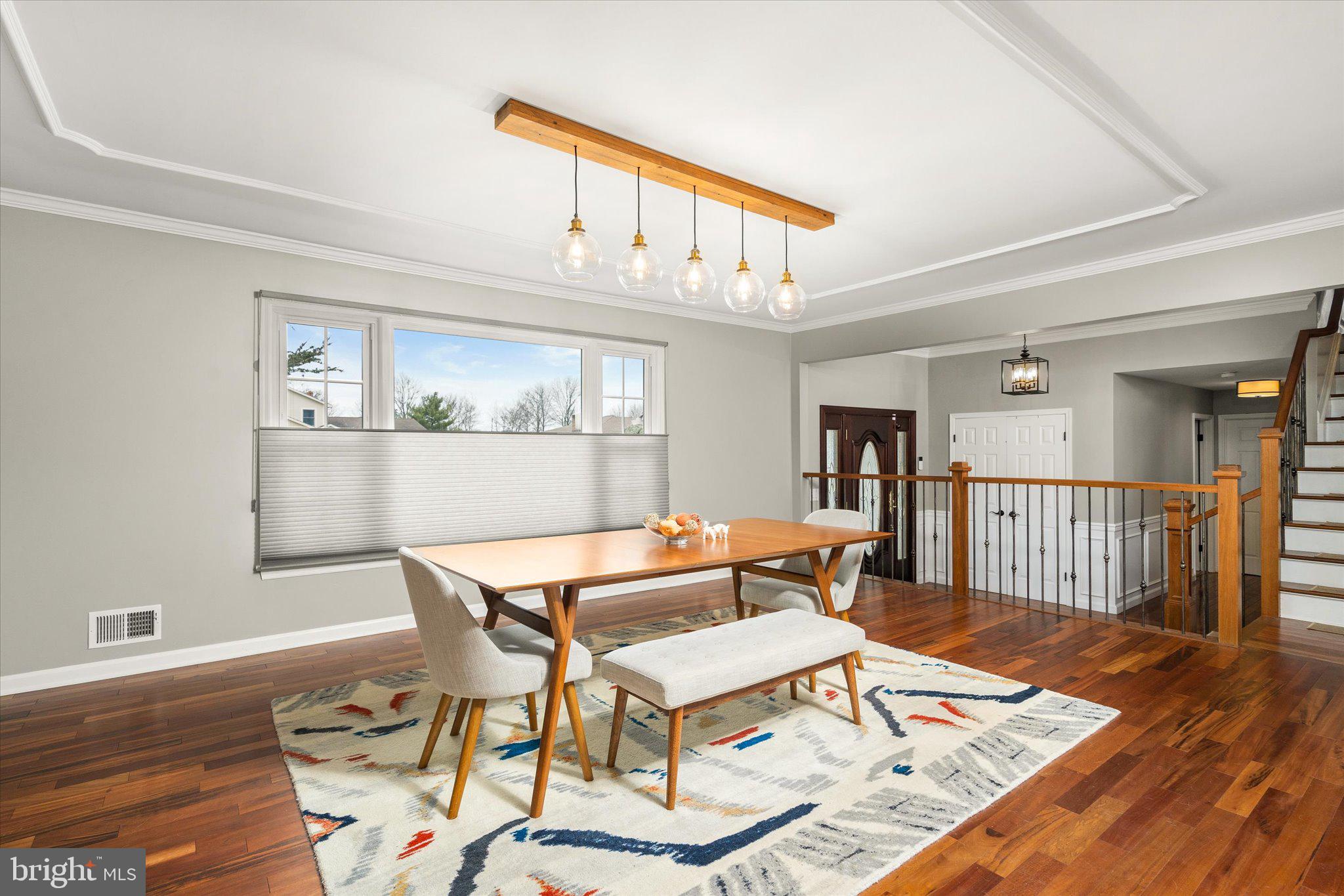 54 Peter Rafferty Drive Hamilton, NJ 08690 - Photo 8 of 38 Dining/ Family