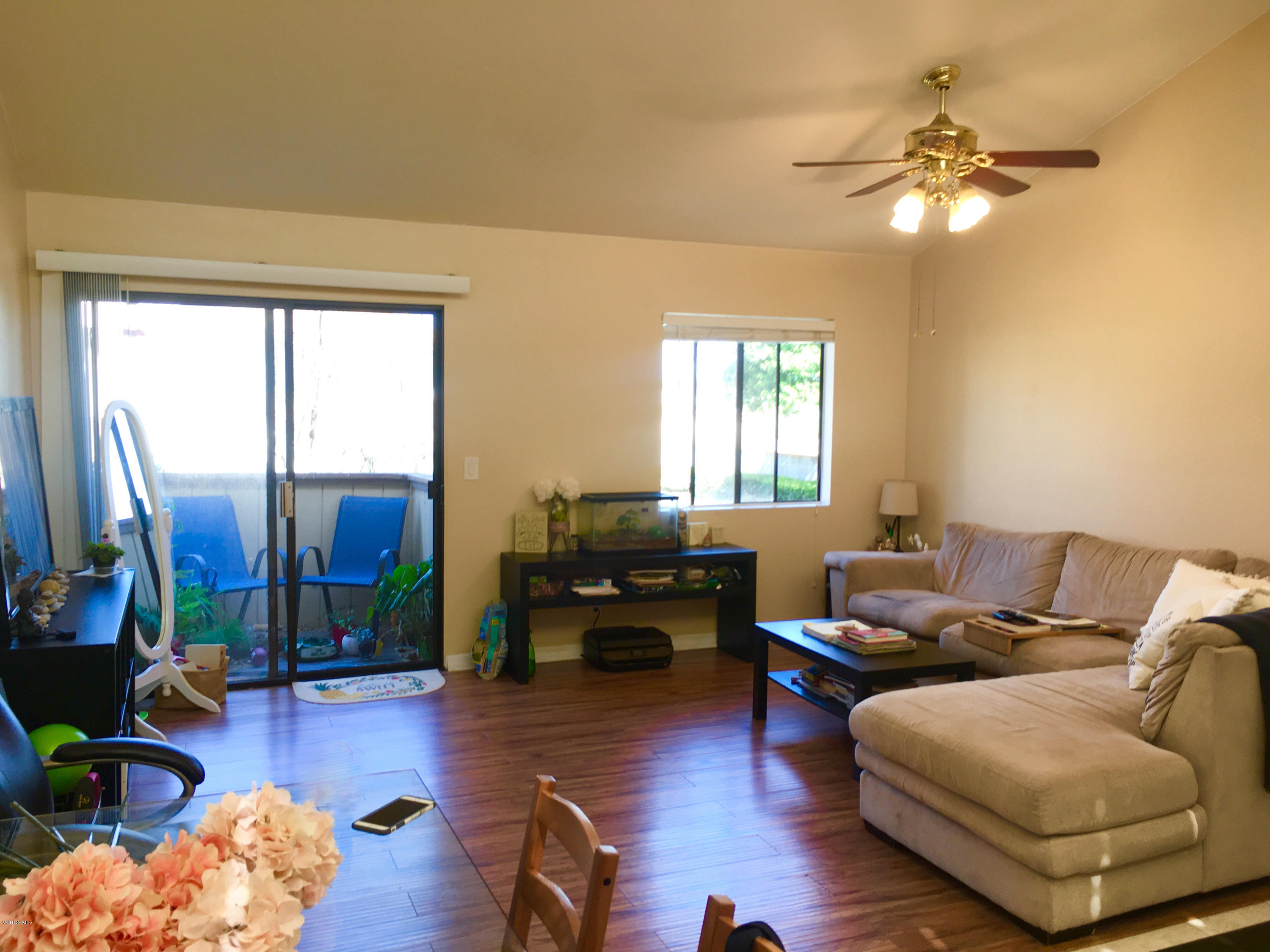 5206 Longfellow Way Oxnard, CA 93033 - Photo 3 of 16 4D8F32BC-016A-48E6-96BA-6C39B97B7B57