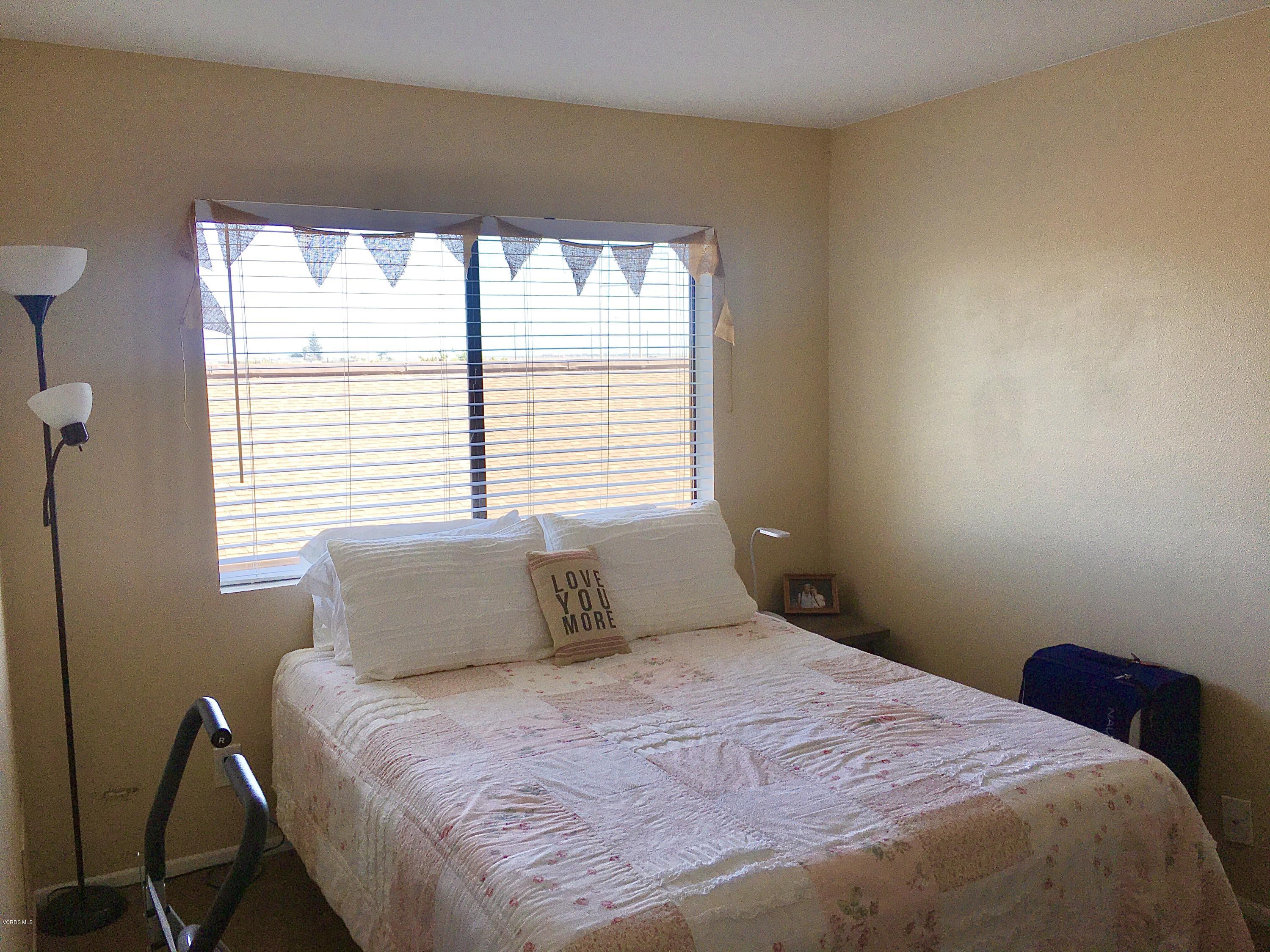 5206 Longfellow Way Oxnard, CA 93033 - Photo 7 of 16 IMG_4245