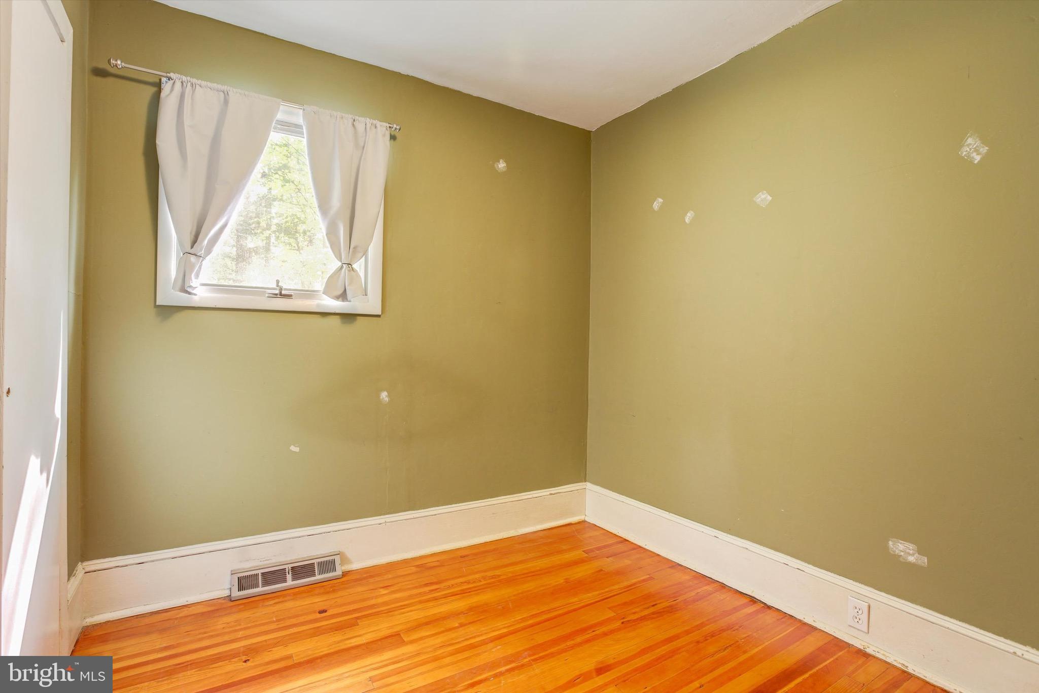 86 Jacobs Creek Road Ewing, NJ 08628 - Photo 16 of 25