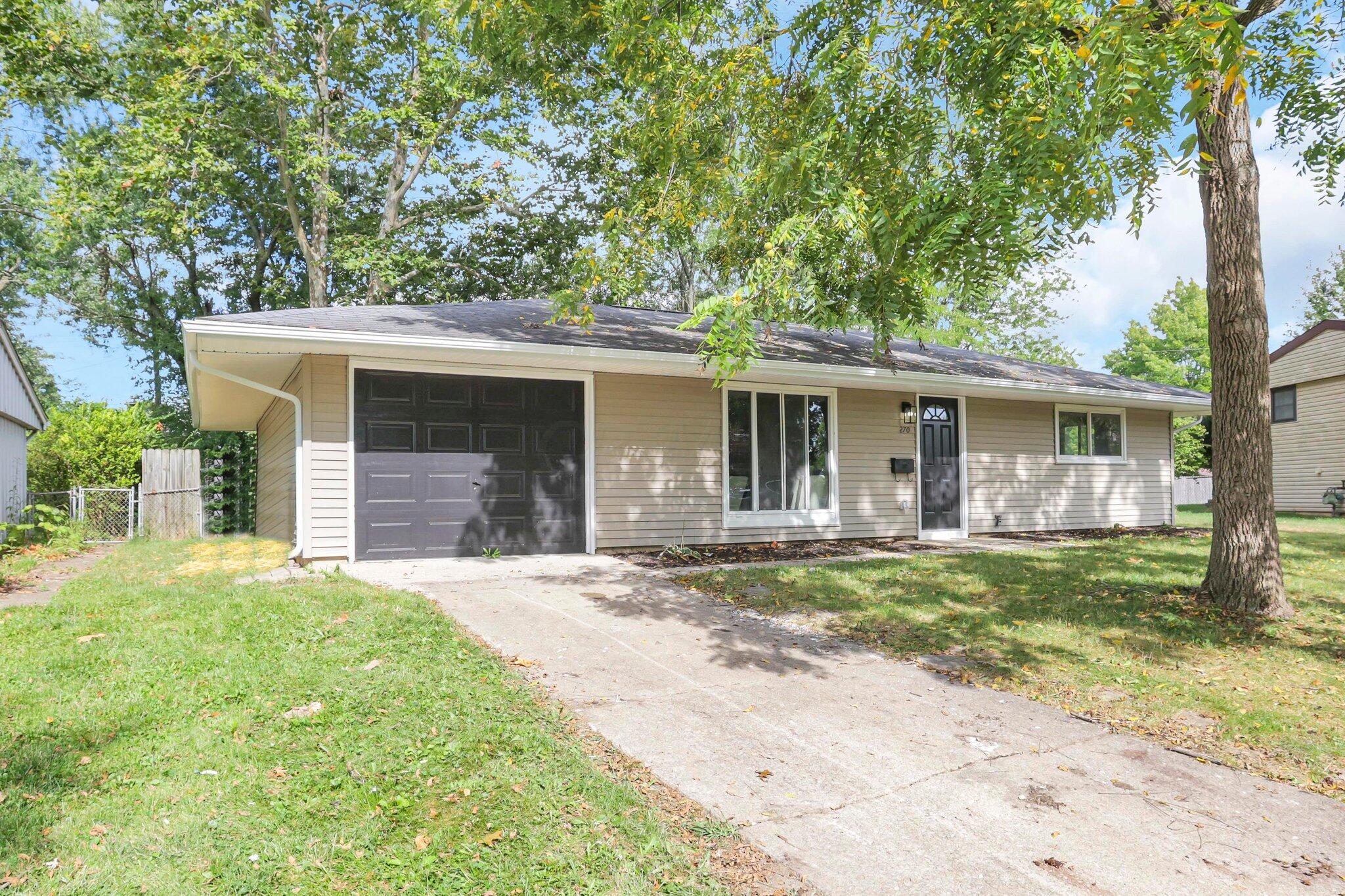 270 Regents Road Columbus, OH 43230 - Photo 3 of 32 30-web-or-mls-0V3A8306 copy