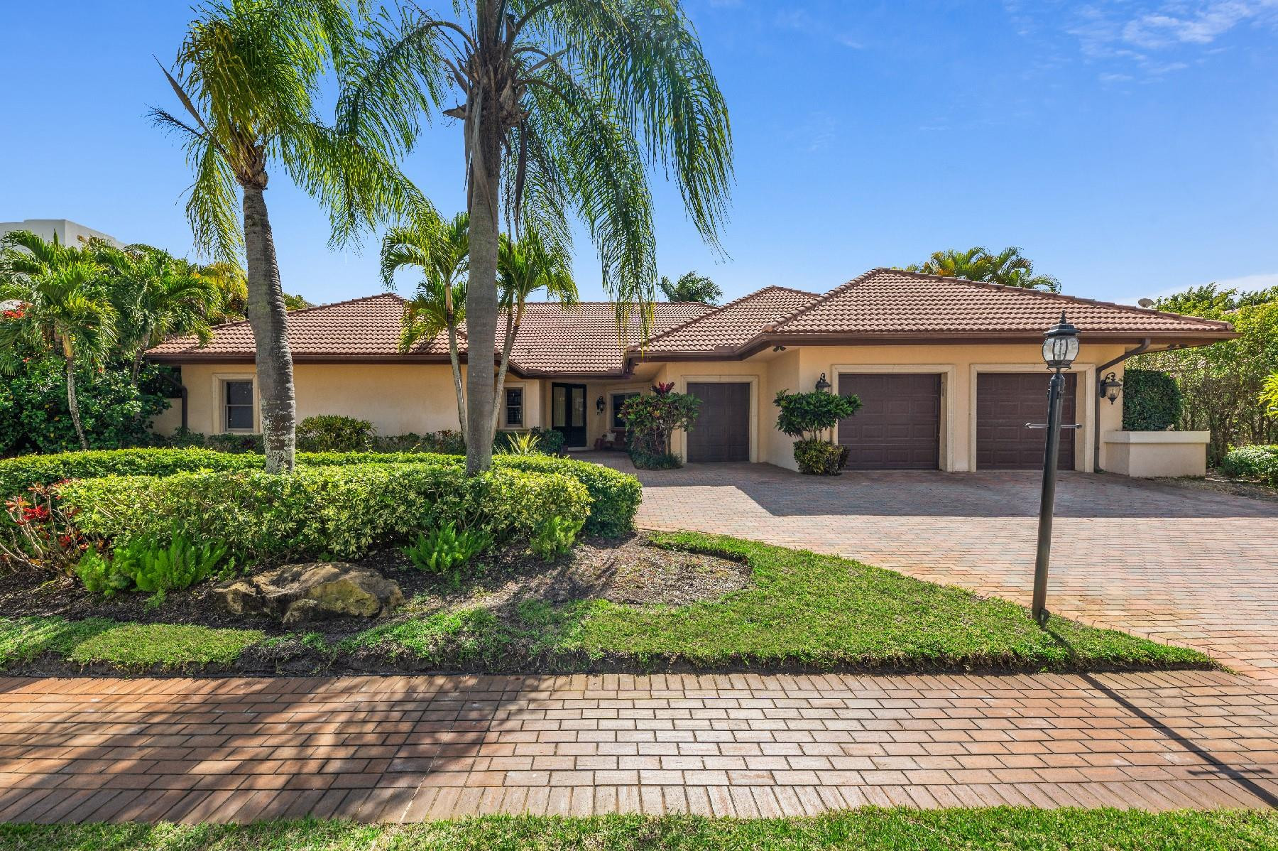 17927 Foxborough Lane Boca Raton, FL 33496 - Photo 1 of 25 Photo 1
