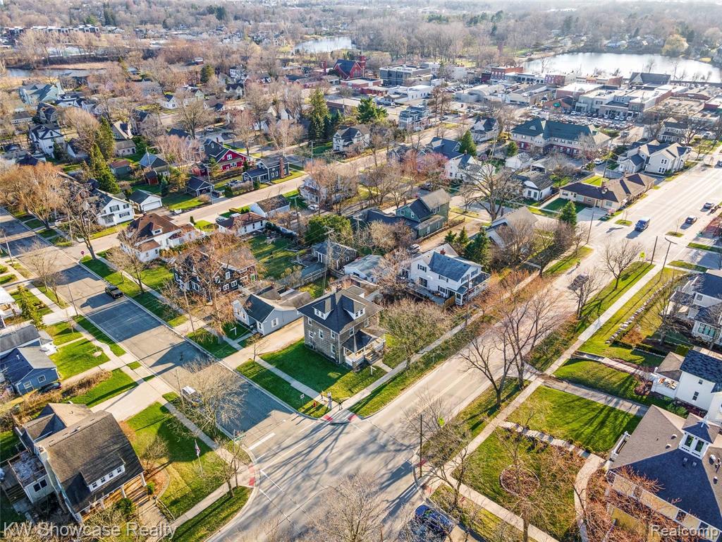 322 West Commerce Street Milford, MI 48381 - Photo 7 of 35