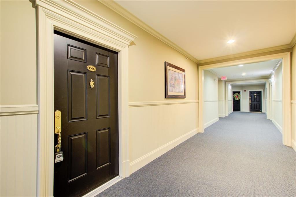 4100 Paces Walk Southeast, Unit 1306 Atlanta, GA 30339 - Photo 5 of 32 view of hallway with livingroom