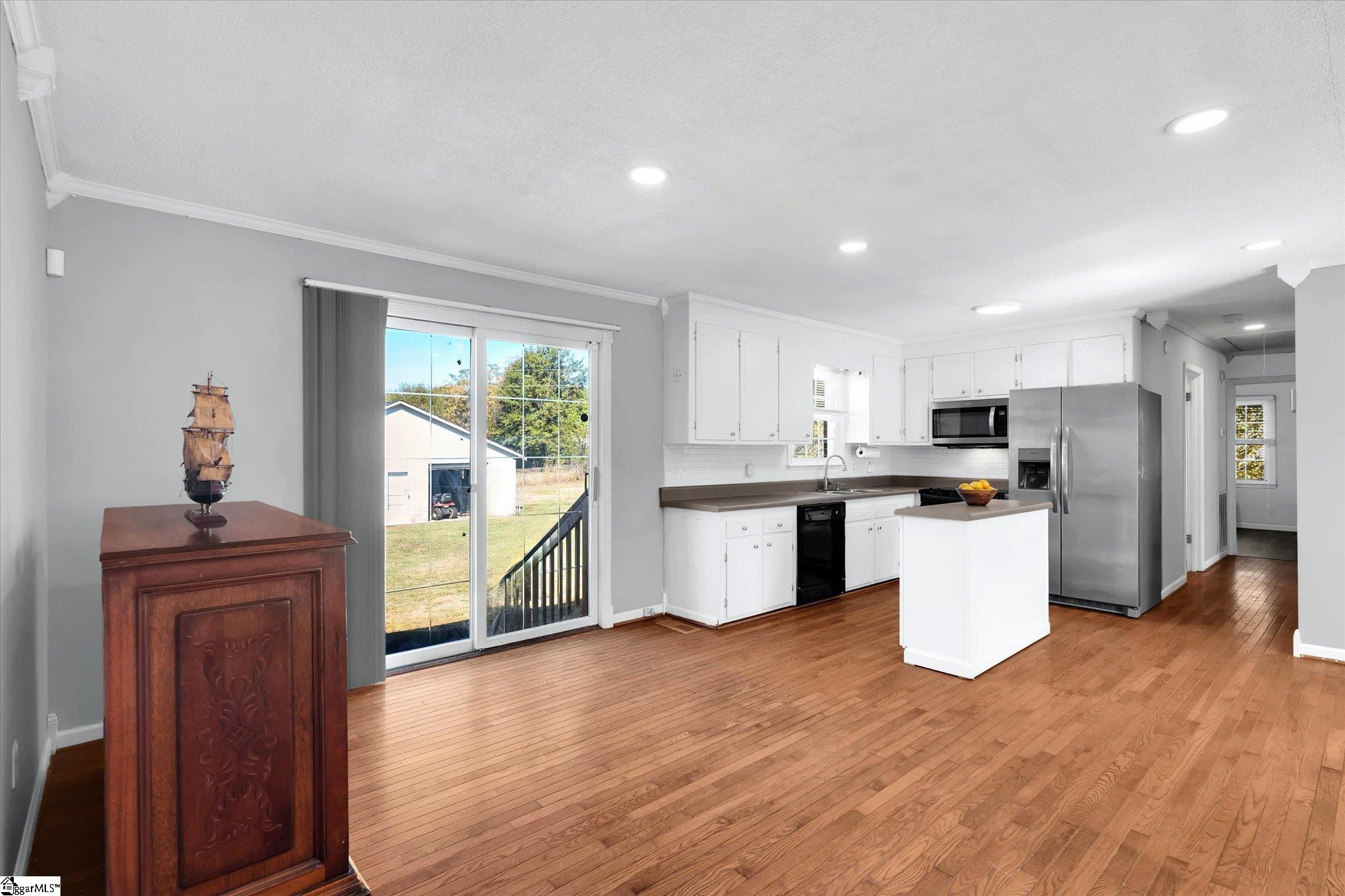 109 Carson Drive Starr, SC 29684 - Photo 7 of 33