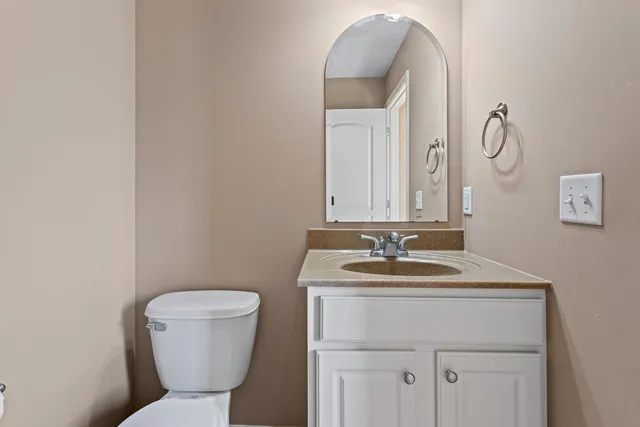 $204,999 | 1610 Belclare Road, Normal, IL 61761