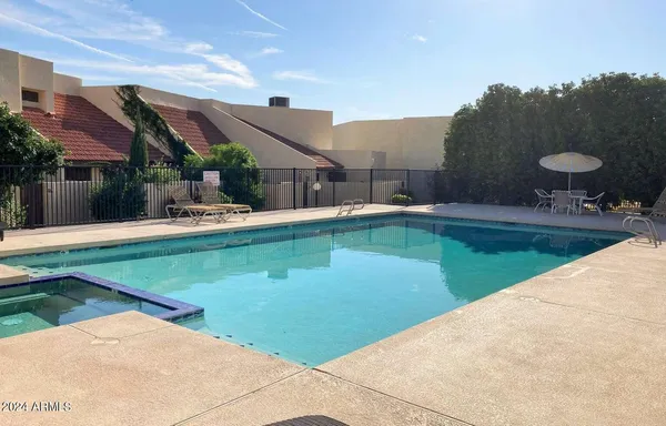 $2,300 | 9808 North 6th Street, Phoenix, AZ 85020