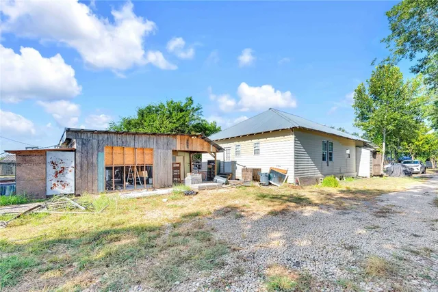 $1,500 | 20235 Engelmann Lane, Manor, TX 78653