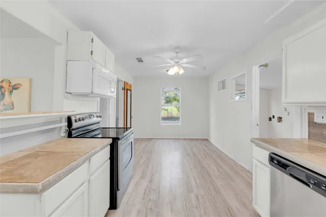 $1,500 | 20235 Engelmann Lane, Manor, TX 78653