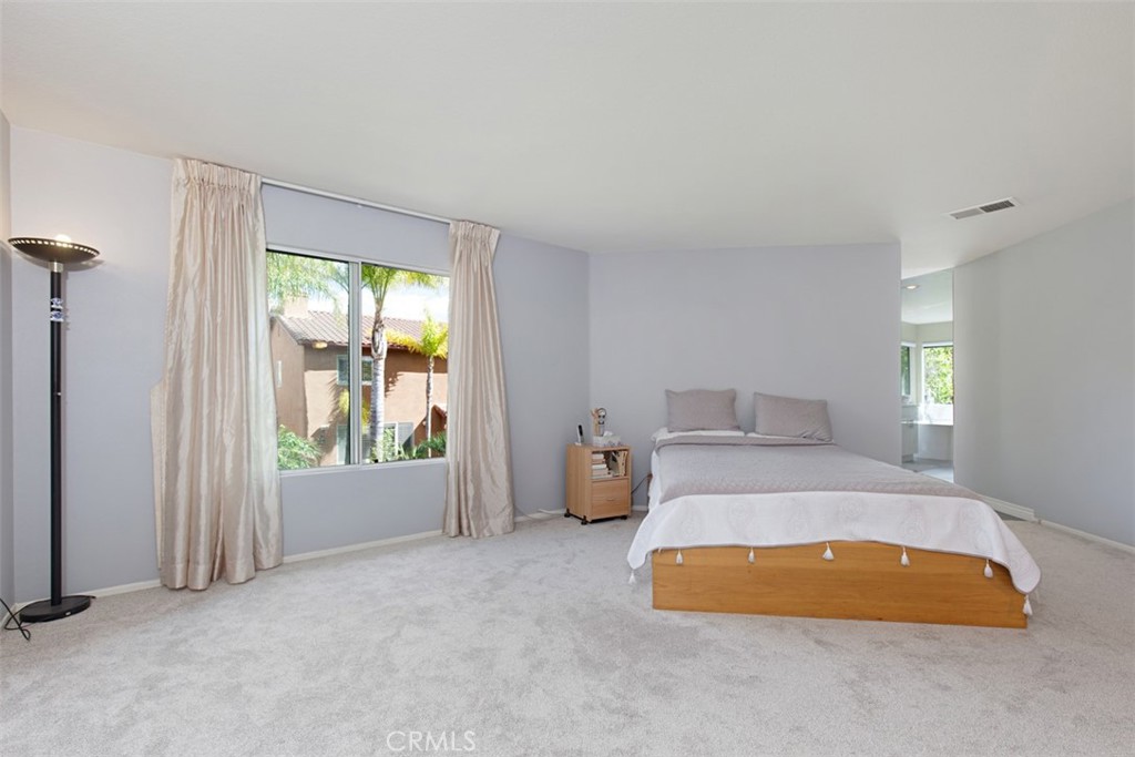 19 Tennessee Irvine, CA 92606 - Photo 27 of 40 a bed room with a bed and a window