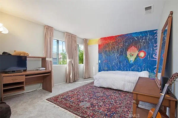 $6,800 | 19 Tennessee, Irvine, CA 92606