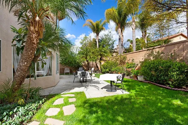 $6,800 | 19 Tennessee, Irvine, CA 92606