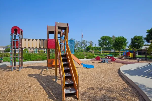 $6,800 | 19 Tennessee, Irvine, CA 92606