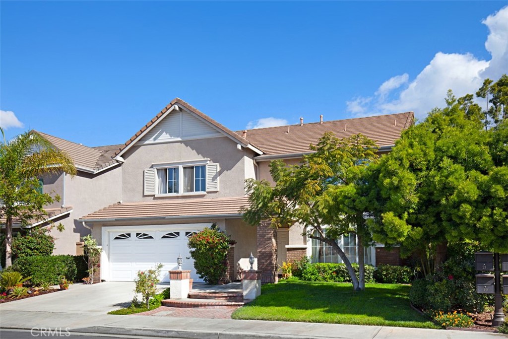19 Tennessee Irvine, CA 92606 - Photo 5 of 40 a front view of a house with garden
