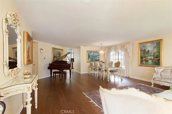 $6,800 | 19 Tennessee, Irvine, CA 92606