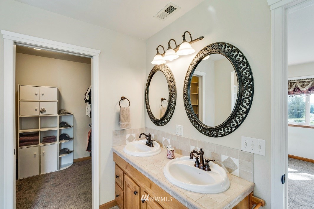 572 Windsor Place Northeast Renton, WA 98056 - Photo 19 of 25