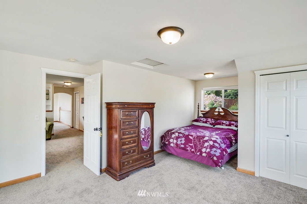 572 Windsor Place Northeast Renton, WA 98056 - Photo 21 of 25