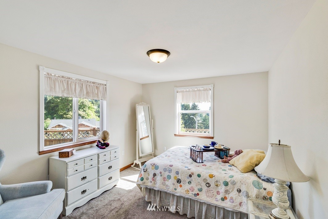 572 Windsor Place Northeast Renton, WA 98056 - Photo 23 of 25