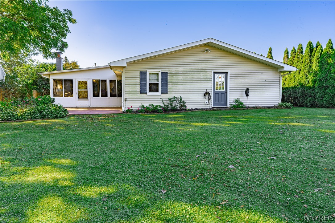 6523 Hatter Road Newfane, NY 14108 - Photo 4 of 42 Gallery Image 4