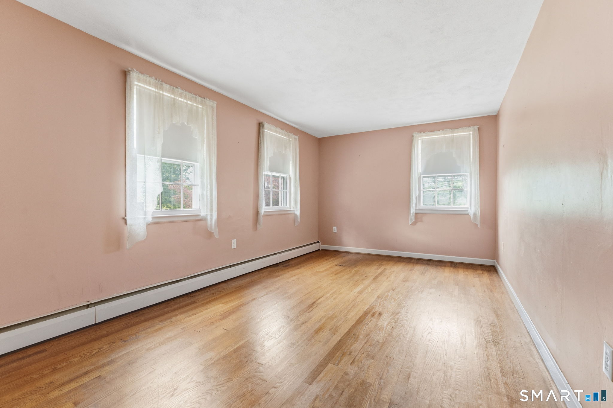 13 Juniper Road Bloomfield, CT 06002 - Photo 32 of 39