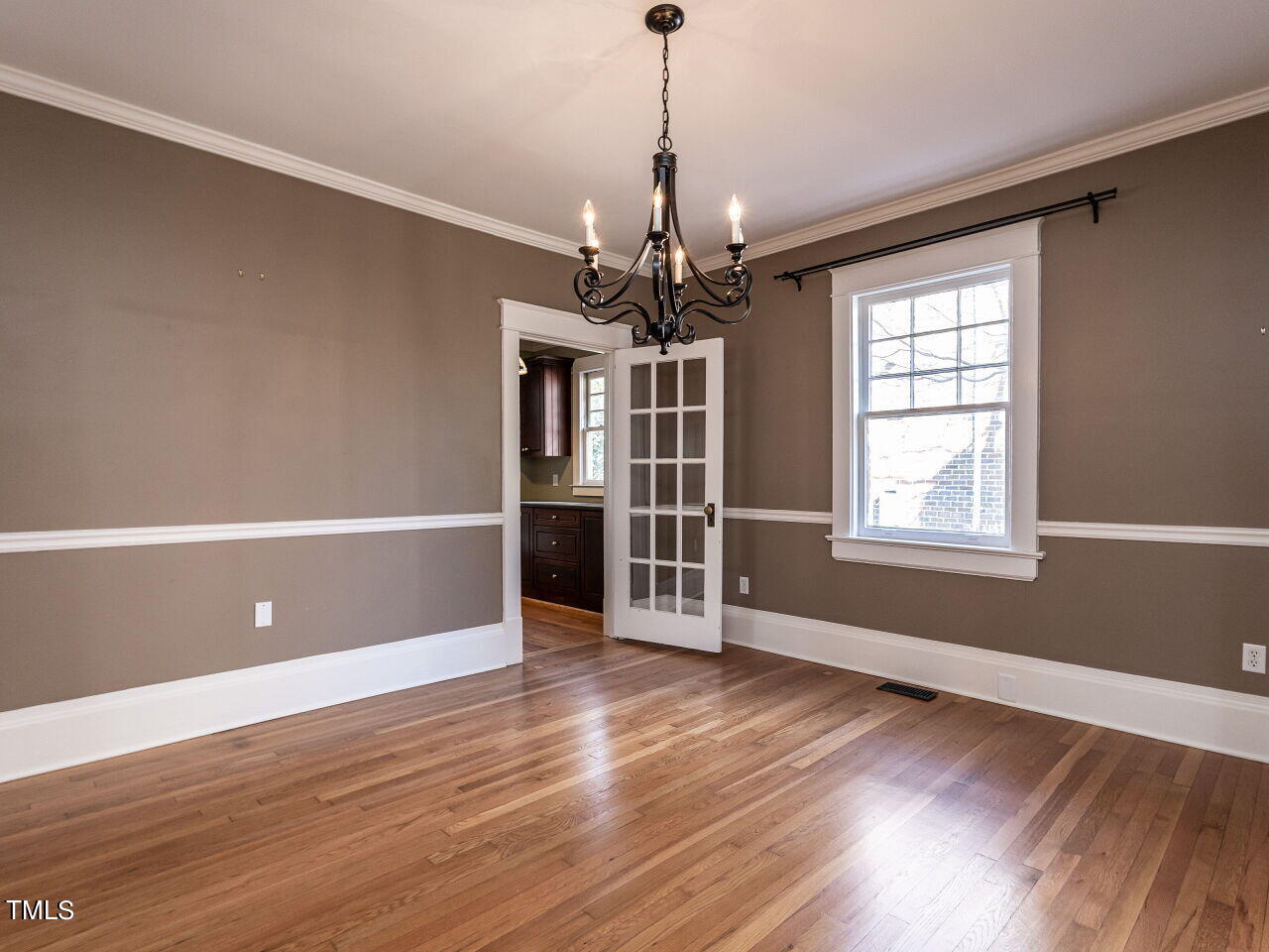 2113 St Marys Street Raleigh, NC 27608 - Photo 10 of 35 010-1280x960-dining-room