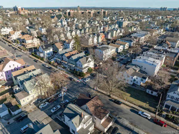 $580,000 | 164 West 2nd Street, Mount Vernon, NY 10550