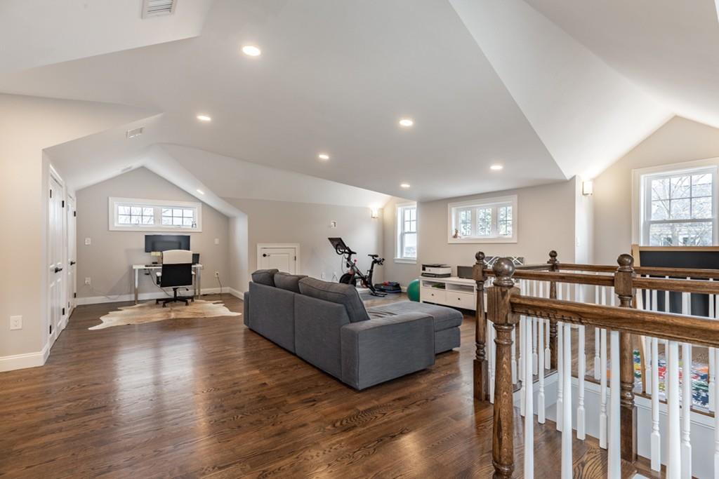 89 Robbins Road Arlington, MA 02476 - Photo 28 of 33