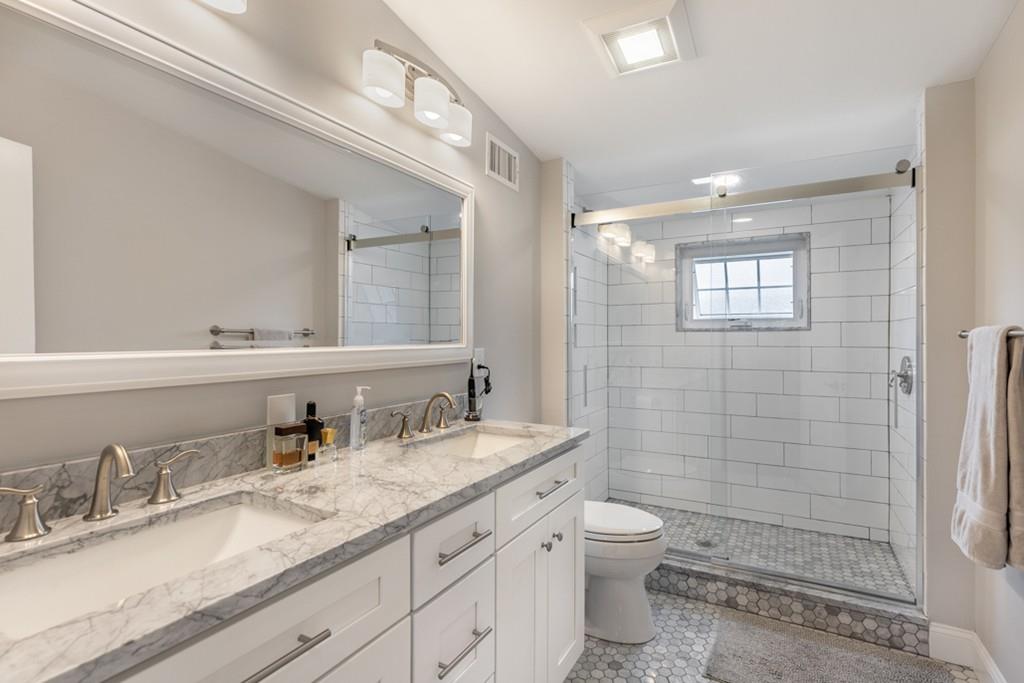 89 Robbins Road Arlington, MA 02476 - Photo 30 of 33