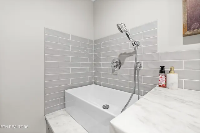 $1,650,000 | 3109 Gazebo Point Way, Knoxville, TN 37920