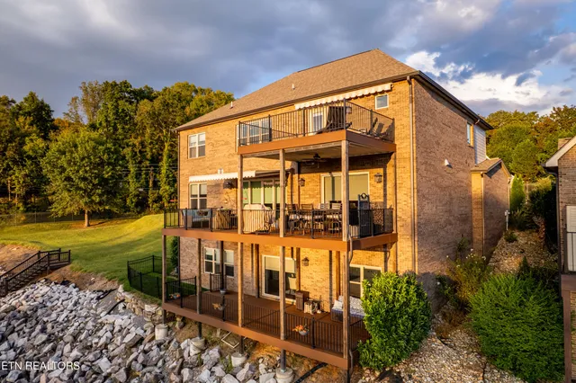 $1,650,000 | 3109 Gazebo Point Way, Knoxville, TN 37920