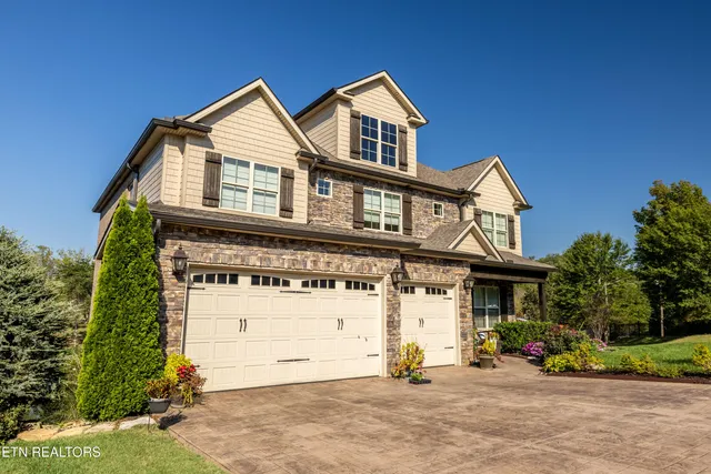 $1,650,000 | 3109 Gazebo Point Way, Knoxville, TN 37920
