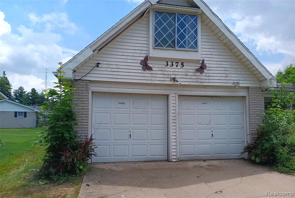 3375 Jacque Street Flint, MI 48532 - Photo 2 of 37 Gallery Image 2