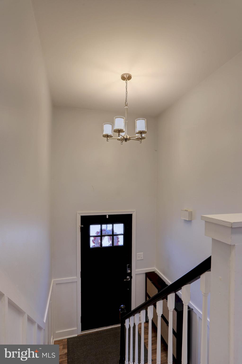800 A Barrett Avenue Arnold, MD 21012 - Photo 4 of 30 a view of a hallway with seating space
